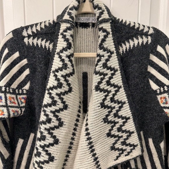 Baciano  Black and Cream Geometric Cardigan M - Picture 3 of 7